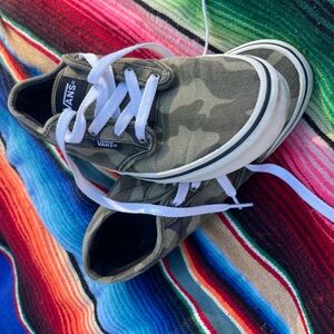 Camo Vans Youth 5.5